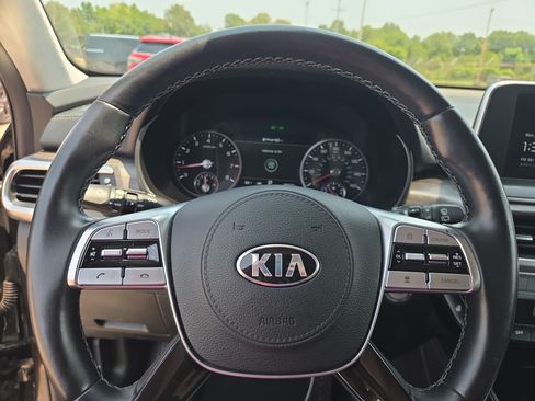 Certified 2021 Kia Telluride SX w/ SX Prestige Package AWD/4WD image 12