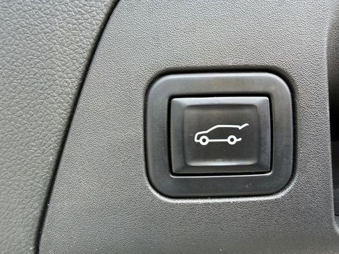 Used 2022 Buick Envision Avenir w/ Technology Package II AWD/4WD image 47