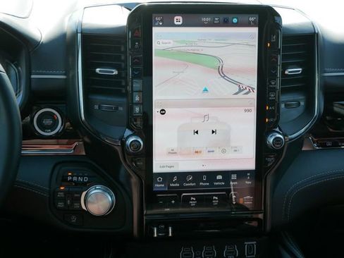 New 2025 RAM 1500 Limited image 9