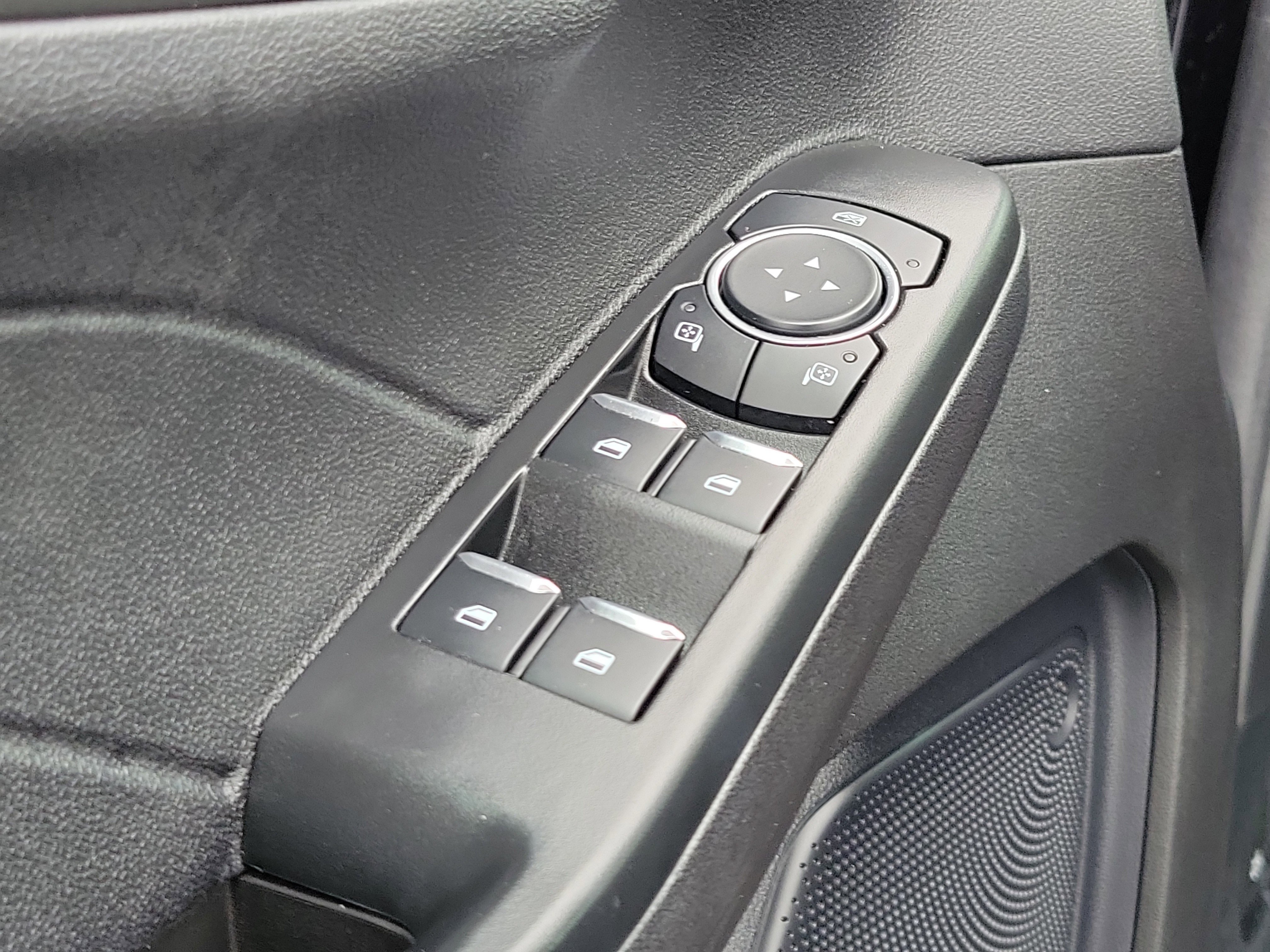 Used 2025 Ford Escape Active FWD image 18