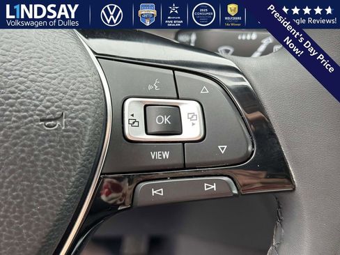 Used 2020 Volkswagen Tiguan SE image 20