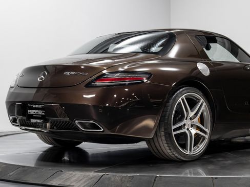Used 2014 Mercedes-Benz SLS AMG GT Coupe image 19