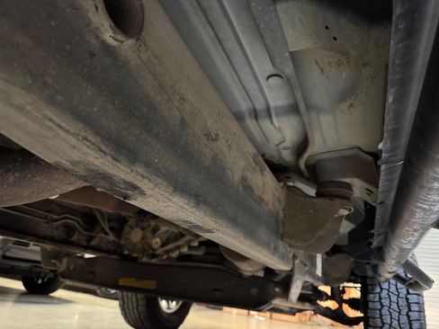 Used 2006 Chevrolet Silverado 3500 LT w/ Heavy-Duty Power Package image 17