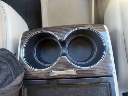 Used 2016 Toyota Sienna XLE w/ XLE Navigation Package image 22