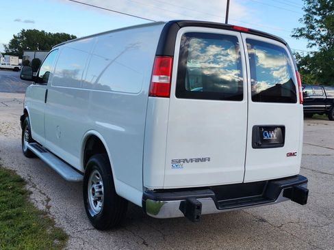Used 2023 GMC Savana 2500 w/ Driver Convenience Package image 11