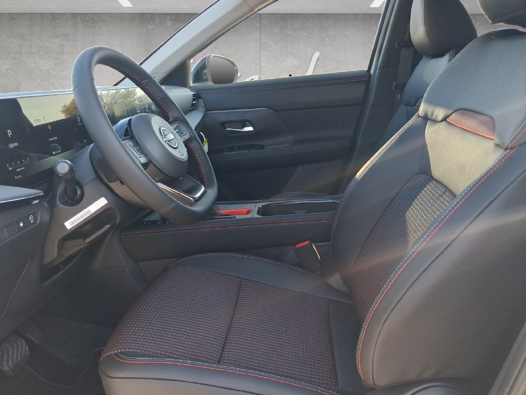 New 2027 Nissan Kicks SR w/ Cold Weather Package FWD image 20