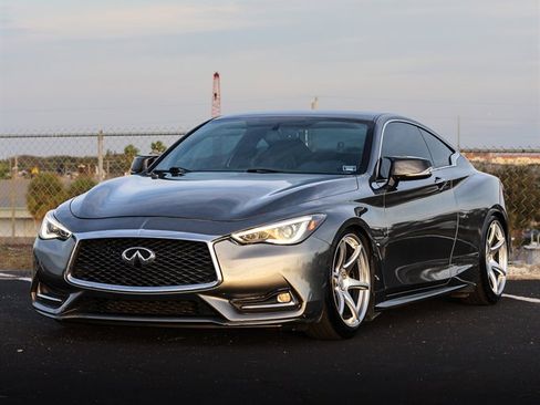Used 2017 INFINITI Q60 2.0t w/ Premium Plus Package 2.0T image 22