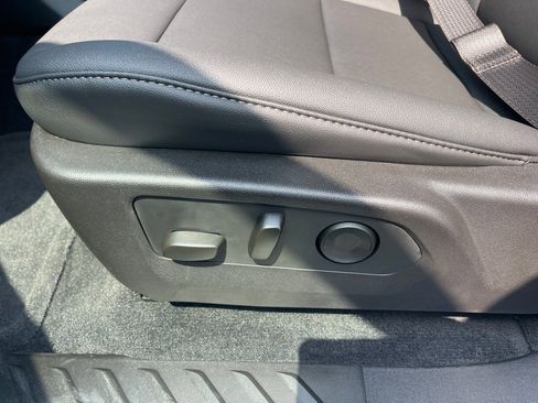 New 2026 Chevrolet Colorado LT w/ LT Convenience Package image 9