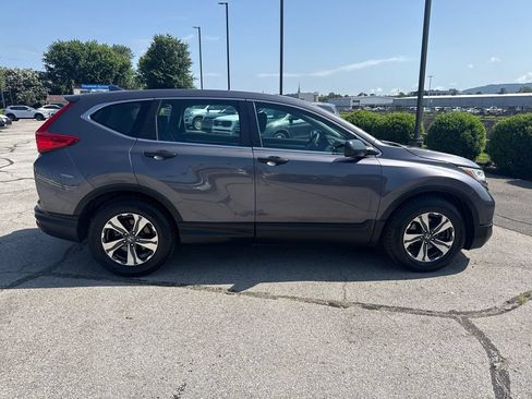 Used 2018 Honda CR-V LX image 6