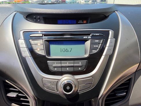 Used 2013 Hyundai Elantra GLS FWD image 35