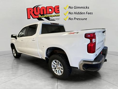Used 2023 Chevrolet Silverado 1500 LT AWD/4WD image 4