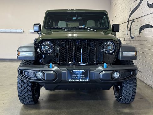 Used 2023 Jeep Wrangler Unlimited w/ Sun & Screen Package AWD/4WD image 12