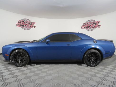 Used 2021 Dodge Challenger R/T Scat Pack image 4