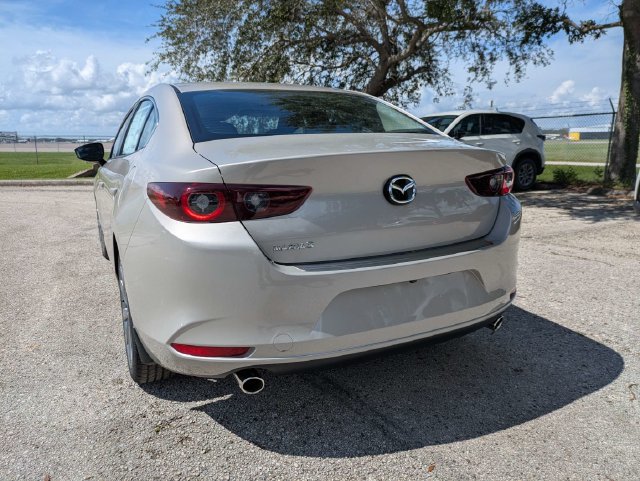 New 2026 MAZDA MAZDA3 2.5 S Sedan w/ Preferred Pkg FWD image 5
