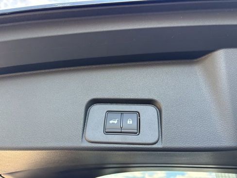 New 2026 Nissan Rogue Platinum w/ Platinum Premium Package image 36