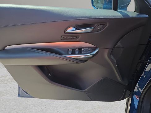 Used 2019 Cadillac XT4 Premium Luxury image 9