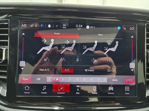 Used 2024 Dodge Durango GT image 49