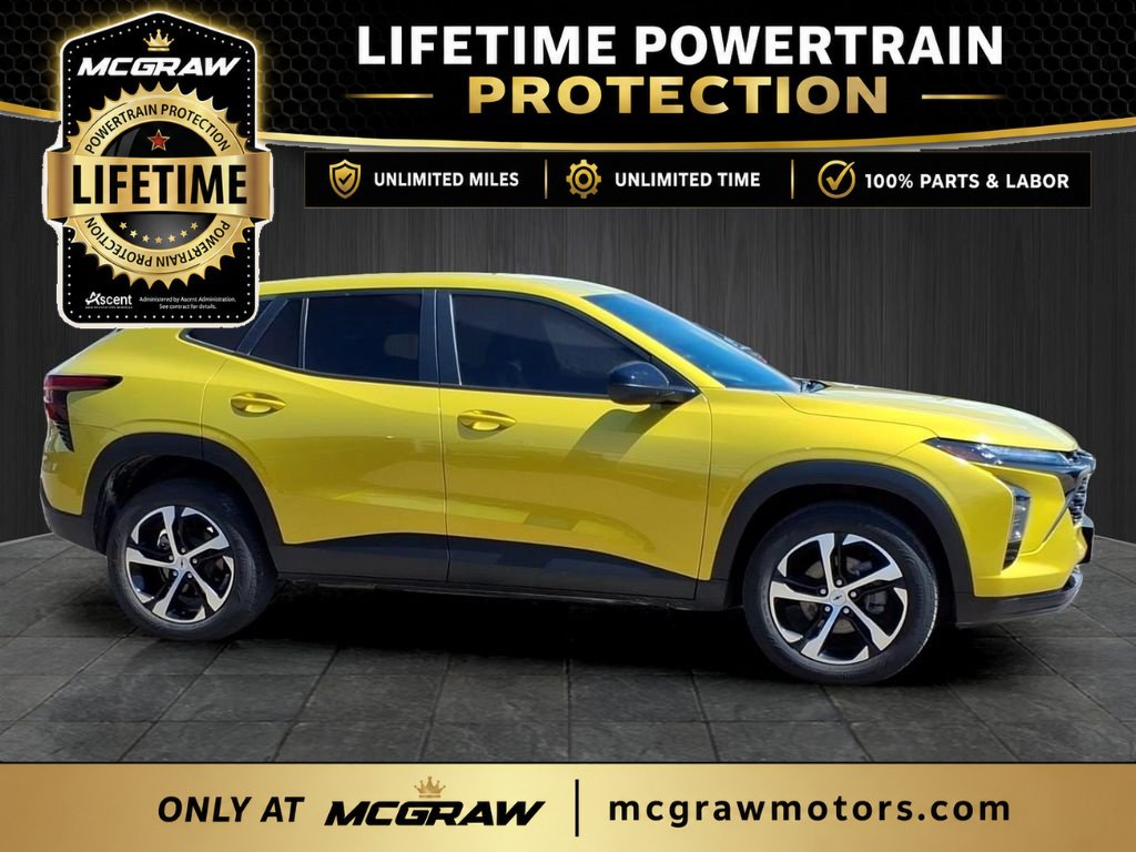 Used 2024 Chevrolet Trax RS w/ Driver Confidence Package FWD image 4