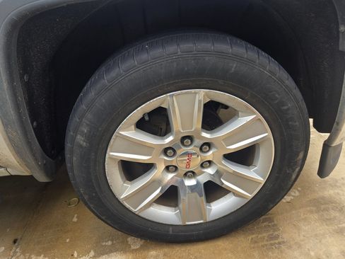 Used 2014 GMC Sierra 1500 SLE w/ Texas SLE Value Package RWD image 10