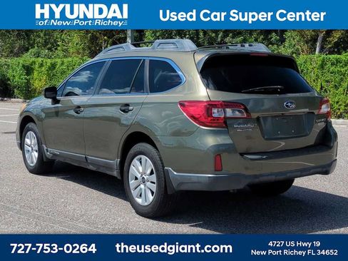 Used 2015 Subaru Outback 2.5i Premium AWD/4WD image 3