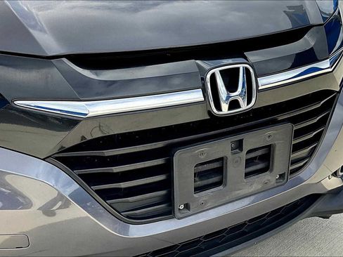 Used 2017 Honda HR-V EX image 29