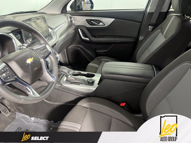 Used 2023 Chevrolet Blazer LT w/ Convenience Package FWD image 11