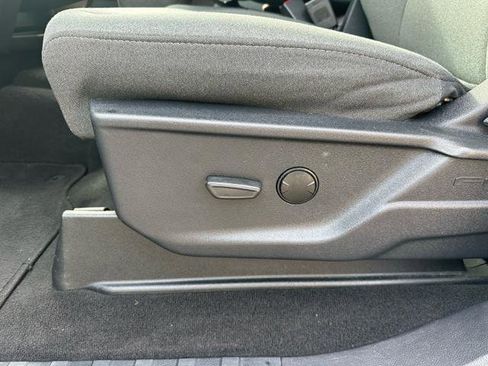 Used 2024 Ford F250 XLT image 23
