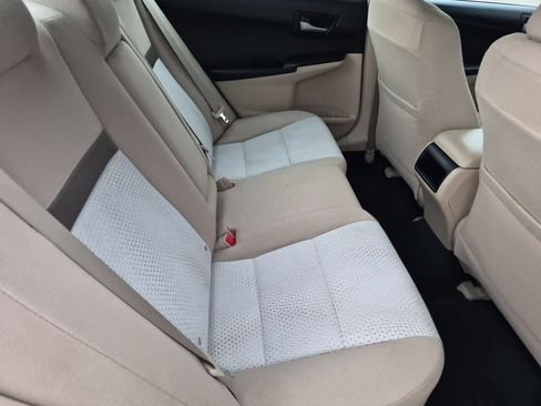 Used 2012 Toyota Camry LE FWD image 21