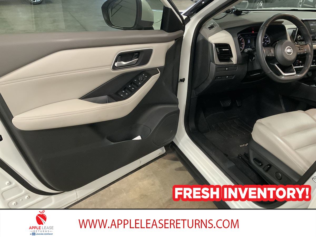 Used 2021 Nissan Rogue SV w/ Premium Package FWD image 9