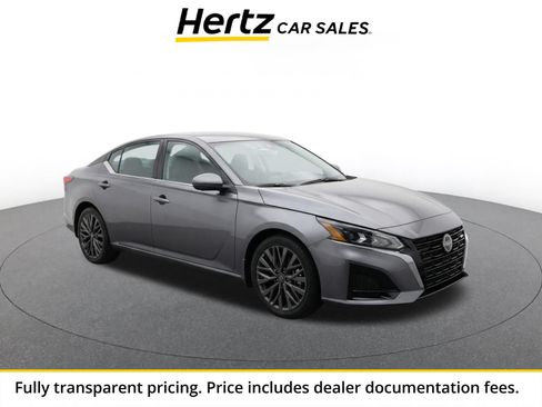 Used 2026 Nissan Altima 2.5 SV FWD image 1