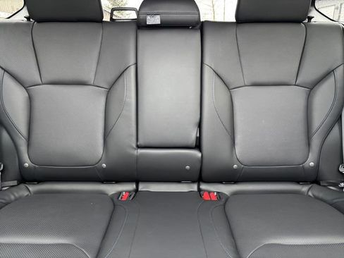 Used 2025 Subaru Forester Limited image 21