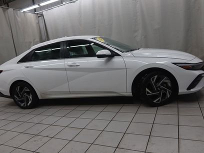 Certified 2025 Hyundai Elantra Limited