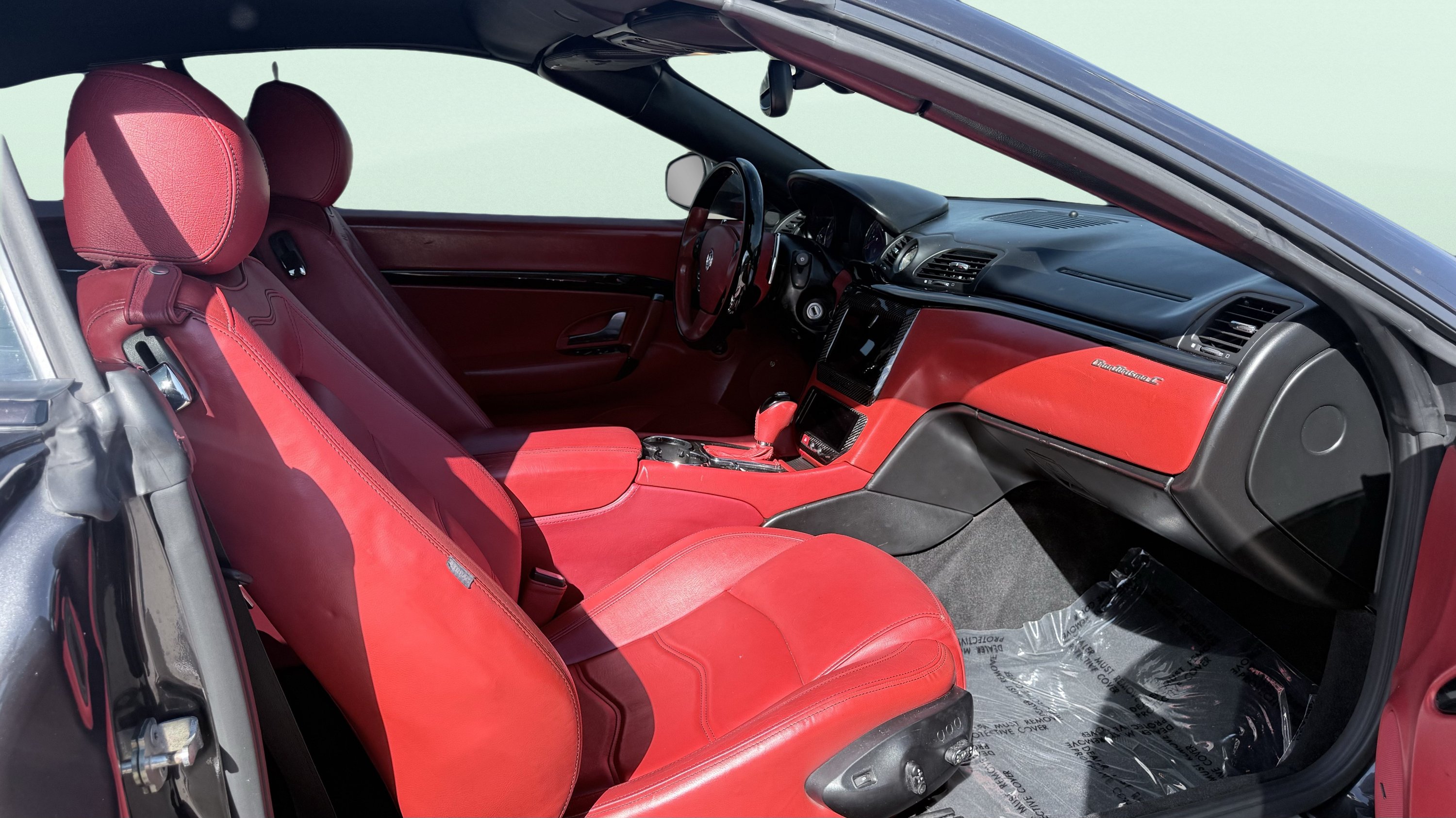 Used 2016 Maserati GranTurismo Convertible RWD image 28