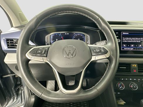 Used 2022 Volkswagen Taos SE w/ IQ.Drive SE Package image 11