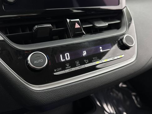 Used 2024 Toyota Corolla LE FWD image 14