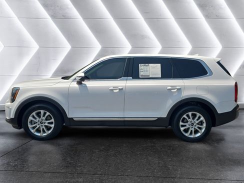 Used 2022 Kia Telluride LX AWD/4WD image 2