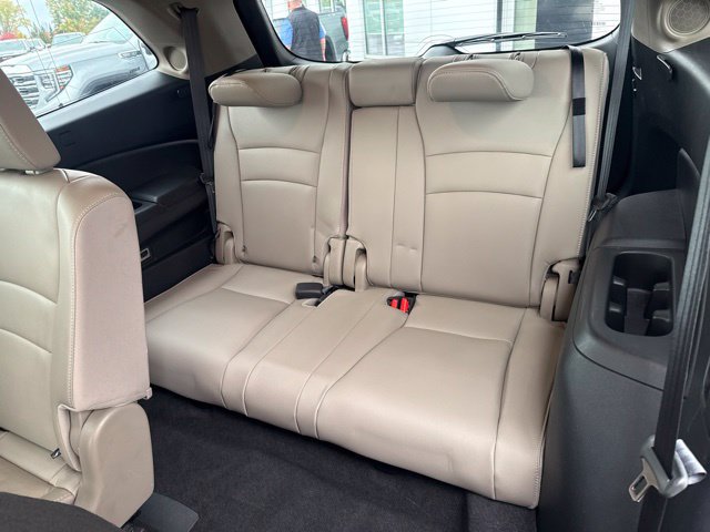 Used 2018 Honda Pilot Touring image 31