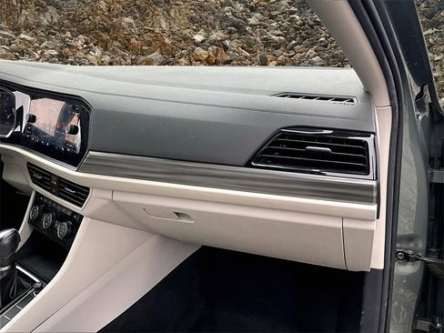 Used 2019 Volkswagen Jetta SEL image 14