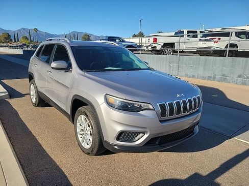 Used 2020 Jeep Cherokee Latitude image 9