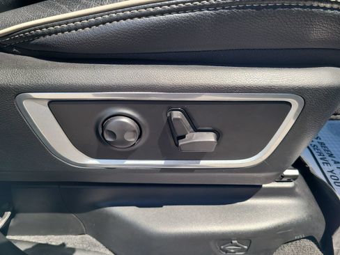 Used 2022 RAM 1500 Laramie RWD image 27