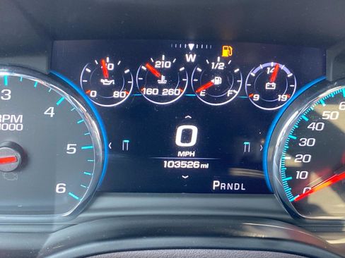 Used 2020 GMC Yukon XL Denali w/ Denali Premium Package image 30