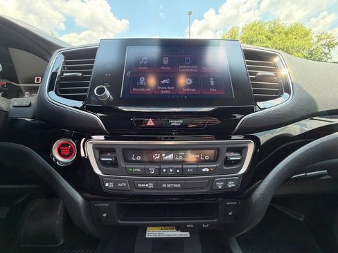 Used 2023 Honda Ridgeline Black Edition image 11