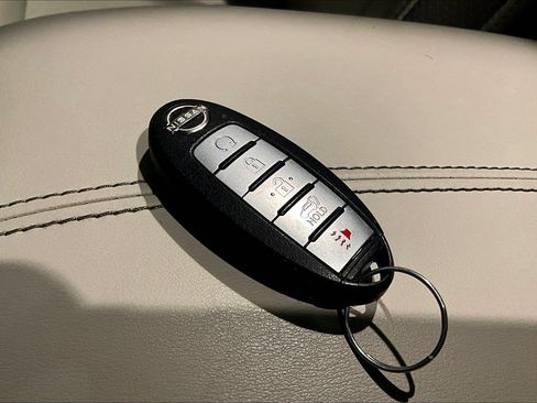 Used 2022 Nissan Pathfinder SL w/ SL Premium Package AWD/4WD image 36