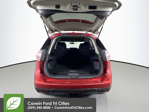 Used 2016 Nissan Rogue S AWD/4WD image 14