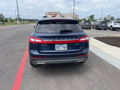 Used 2017 Lincoln MKX Reserve w/ Lincoln MKX Climate Package AWD/4WD image 4