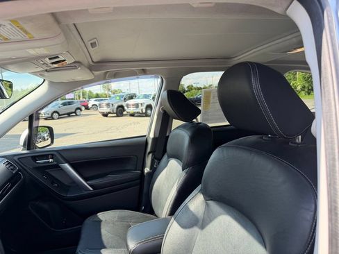 Used 2017 Subaru Forester 2.5i Limited AWD/4WD image 13