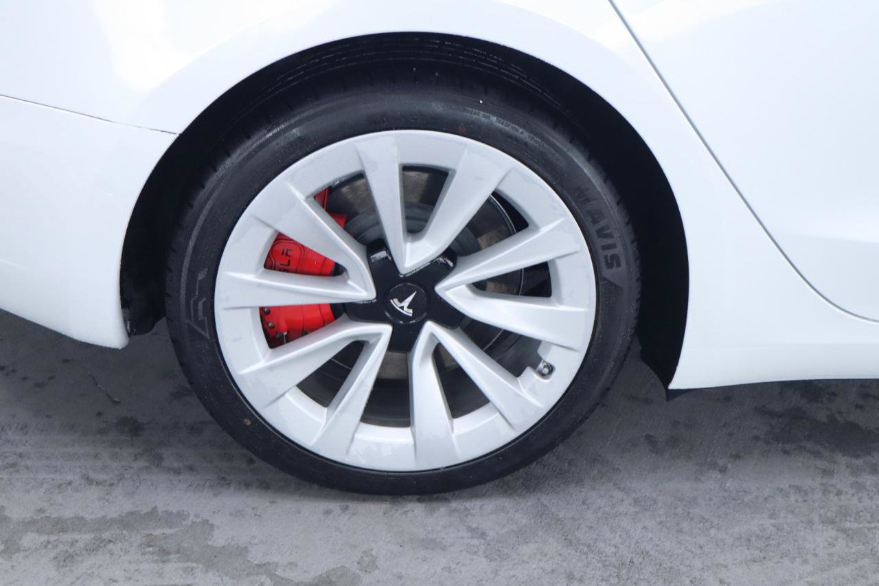 Used 2021 Tesla Model 3 Standard Range Plus RWD image 5