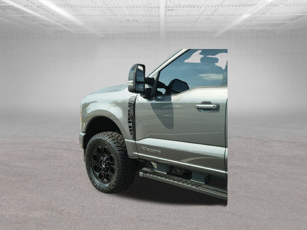 Used 2025 Ford F250 Lariat w/ Black Appearance Package AWD/4WD image 44