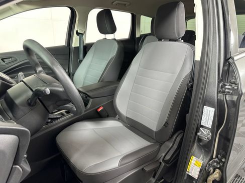 Used 2019 Ford Escape S FWD image 9