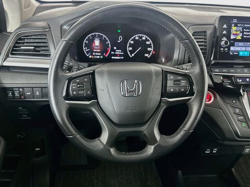 Used 2025 Honda Odyssey EX-L image 18
